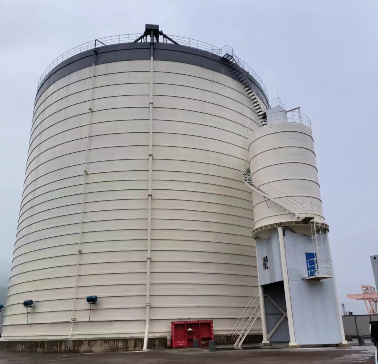 伊春10万吨水泥钢板库